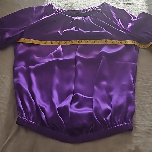 NWOT Size 6US 100% Silk, authentic Dolce & Gabbana Top - Picture 6 of 7